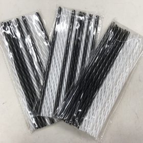 Ống hút nhựa sọc đen trắng ( 1 bịch)