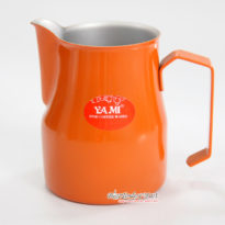 Ca Đánh Sữa YaMi 550ml Màu Cam