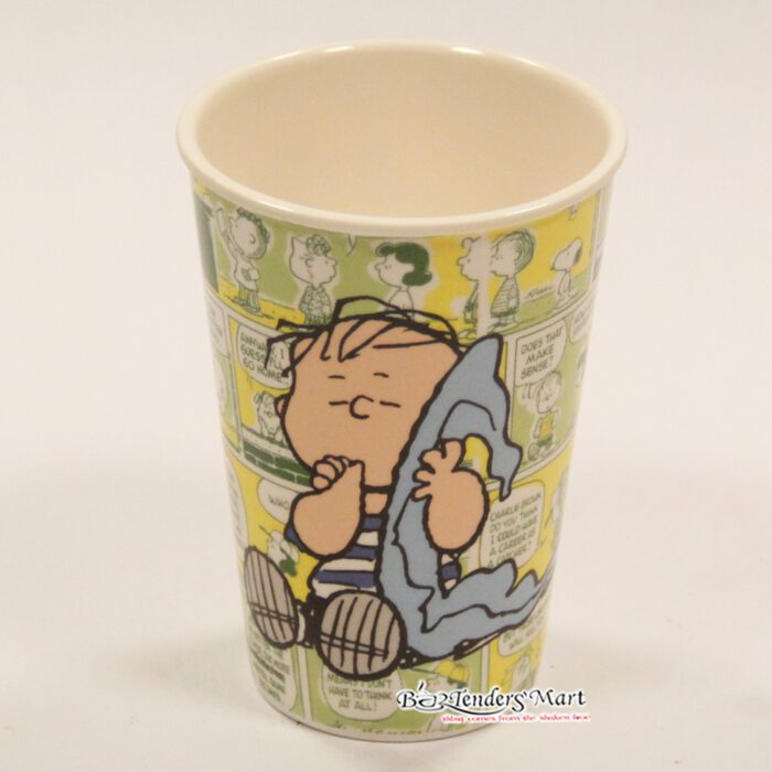 ly nhua snoopy xinh xan 11