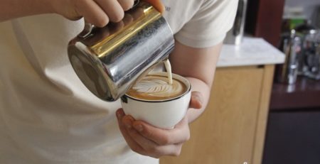 Minh Đức Đổ Latte Art 01