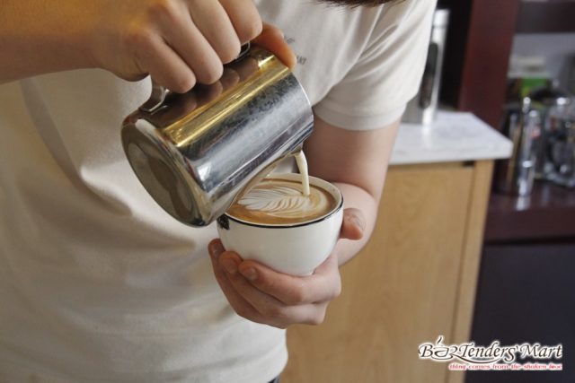 Minh Đức Đổ Latte Art 01